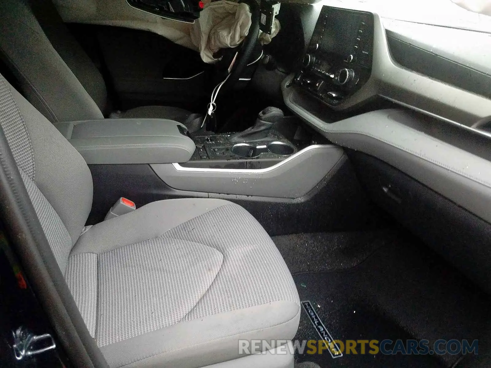 5 Photograph of a damaged car 5TDCZRAH1LS001333 TOYOTA HIGHLANDER 2020