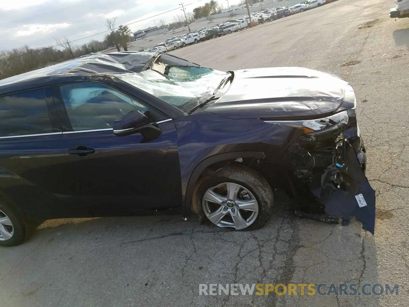 9 Photograph of a damaged car 5TDCZRAH1LS001333 TOYOTA HIGHLANDER 2020