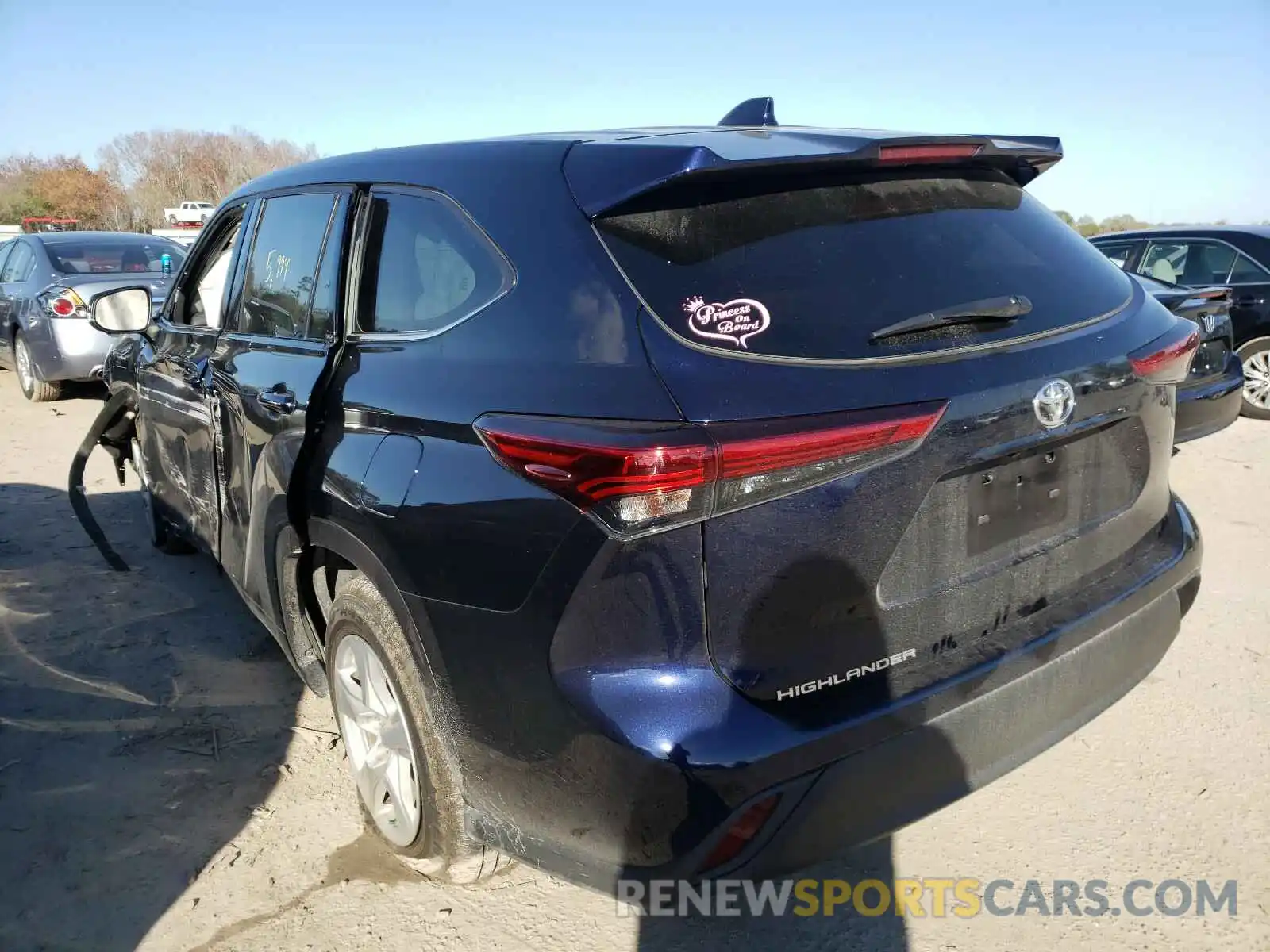 3 Photograph of a damaged car 5TDCZRAH1LS508894 TOYOTA HIGHLANDER 2020