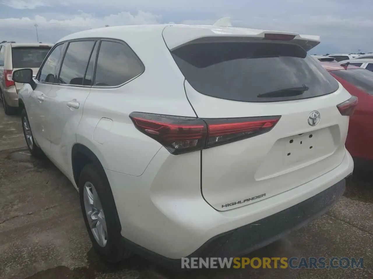 3 Photograph of a damaged car 5TDCZRAH2LS028394 TOYOTA HIGHLANDER 2020