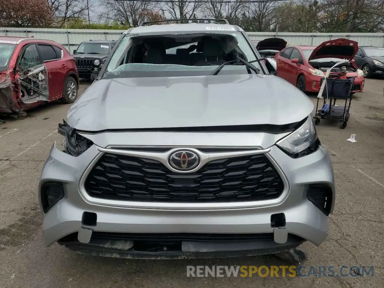 5 Photograph of a damaged car 5TDCZRAH2LS507172 TOYOTA HIGHLANDER 2020