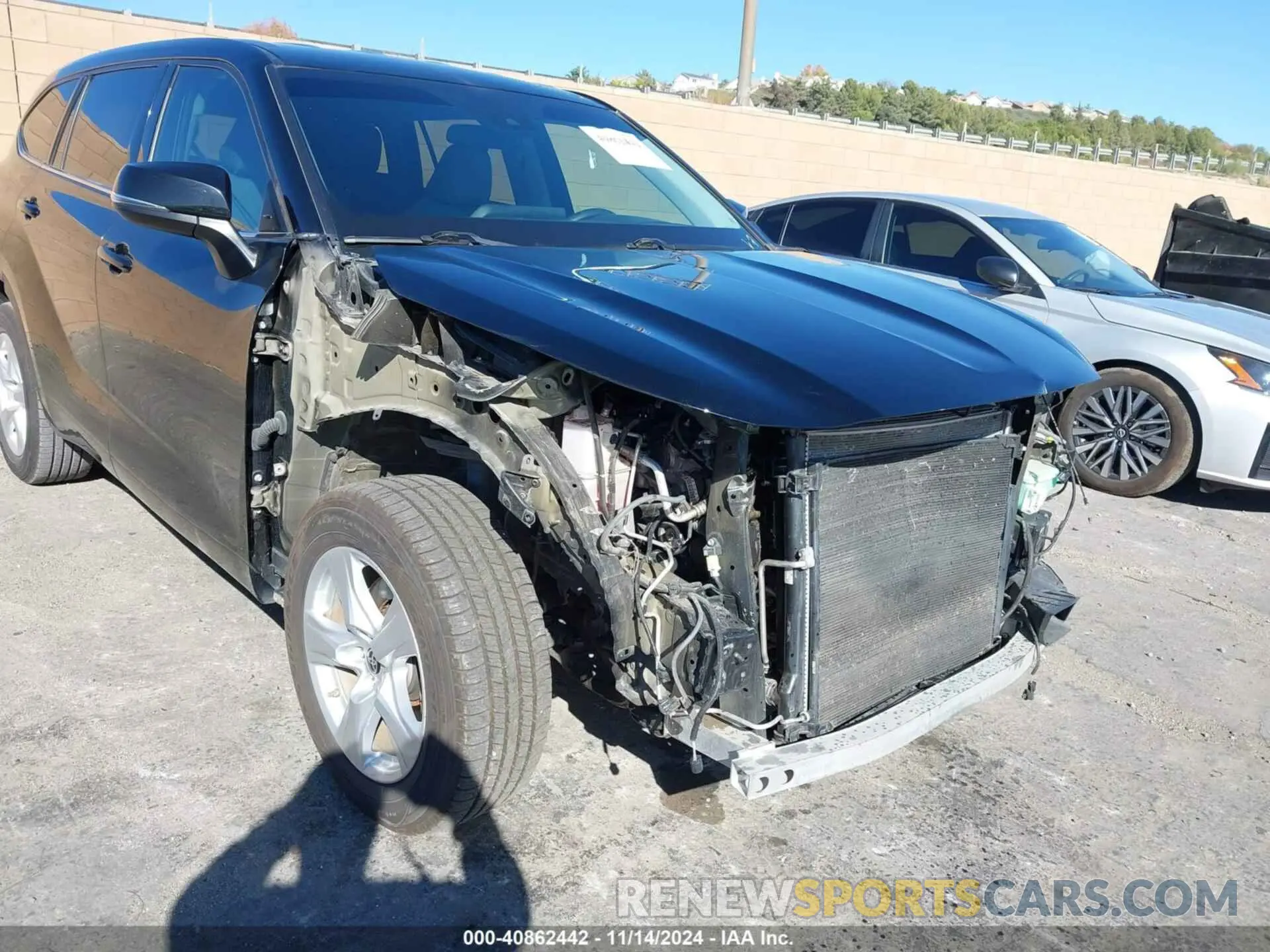 19 Photograph of a damaged car 5TDCZRAH2LS509441 TOYOTA HIGHLANDER 2020