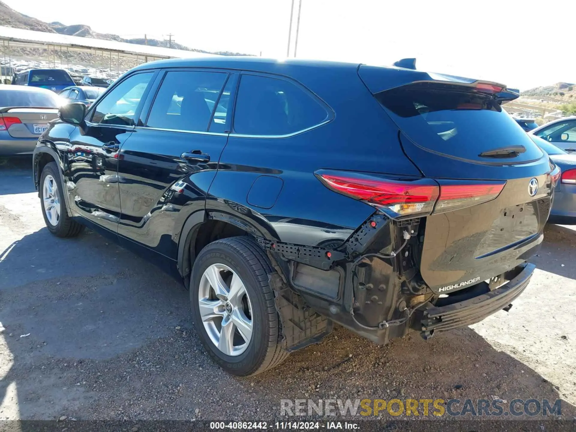 3 Photograph of a damaged car 5TDCZRAH2LS509441 TOYOTA HIGHLANDER 2020