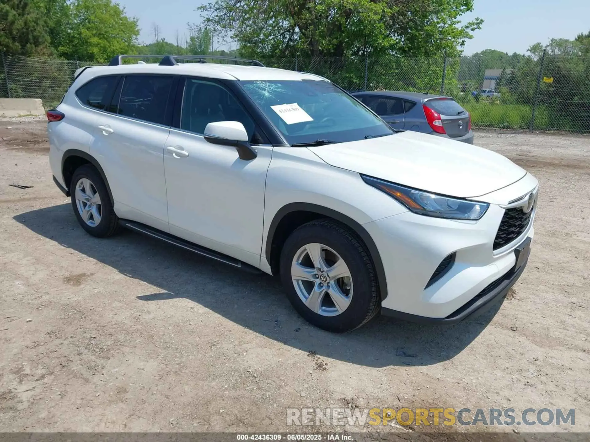 1 Photograph of a damaged car 5TDCZRAH4LS028560 TOYOTA HIGHLANDER 2020