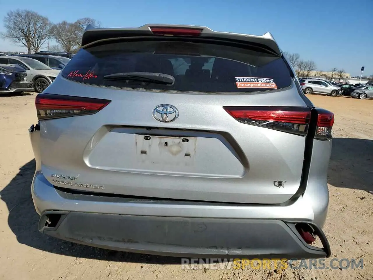 6 Photograph of a damaged car 5TDCZRAH4LS506413 TOYOTA HIGHLANDER 2020