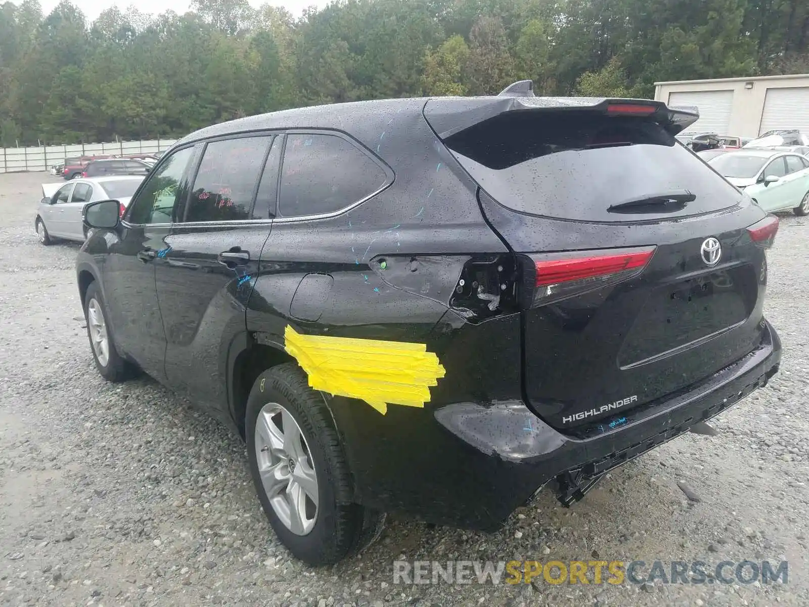 3 Photograph of a damaged car 5TDCZRAH6LS030424 TOYOTA HIGHLANDER 2020