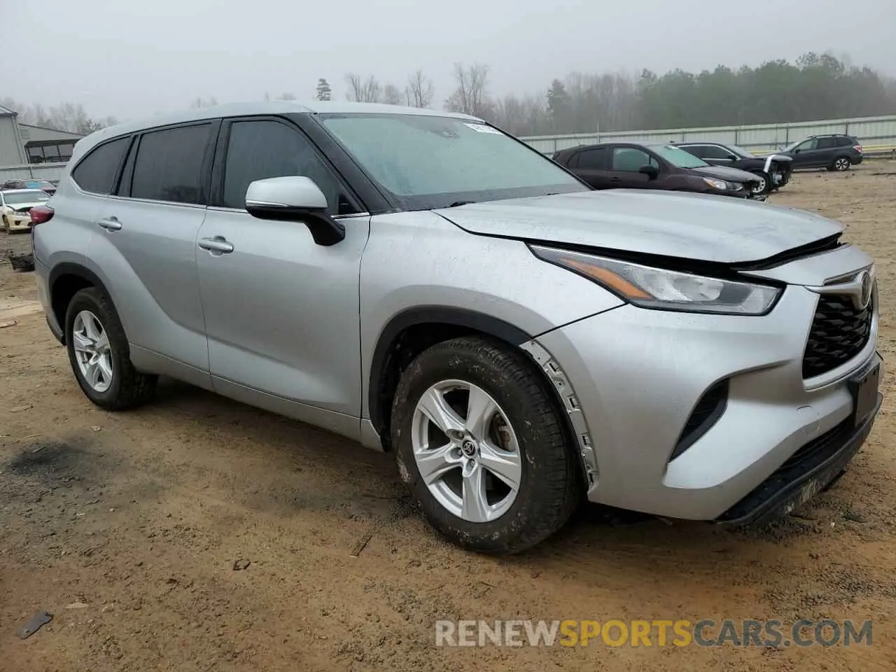 4 Photograph of a damaged car 5TDCZRAH7LS029119 TOYOTA HIGHLANDER 2020