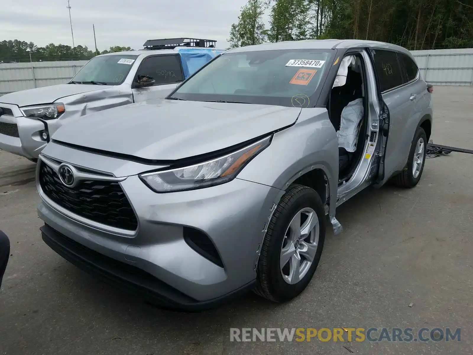 2 Photograph of a damaged car 5TDCZRAH7LS506518 TOYOTA HIGHLANDER 2020