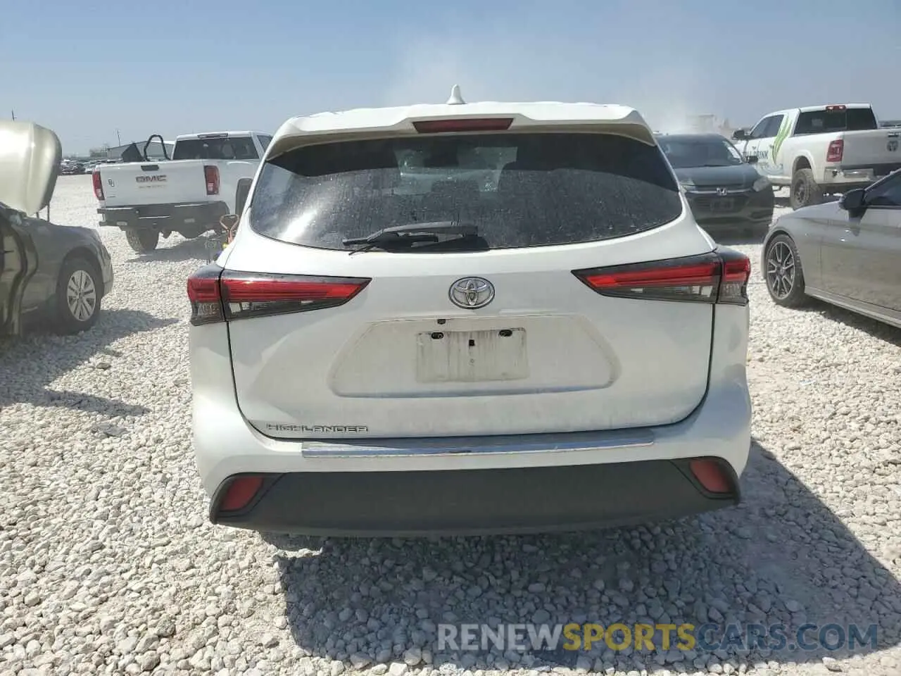 6 Photograph of a damaged car 5TDCZRAH9LS000401 TOYOTA HIGHLANDER 2020