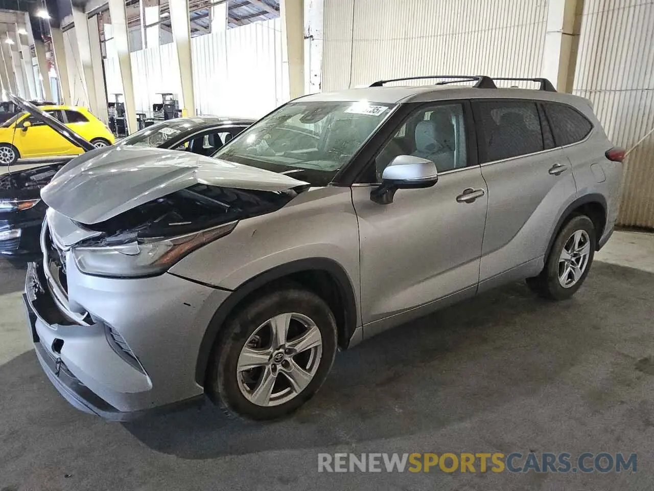 1 Photograph of a damaged car 5TDCZRAH9LS017585 TOYOTA HIGHLANDER 2020
