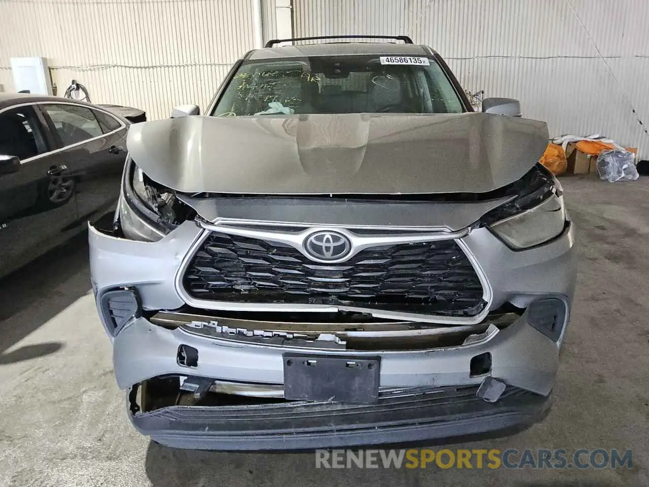 5 Photograph of a damaged car 5TDCZRAH9LS017585 TOYOTA HIGHLANDER 2020