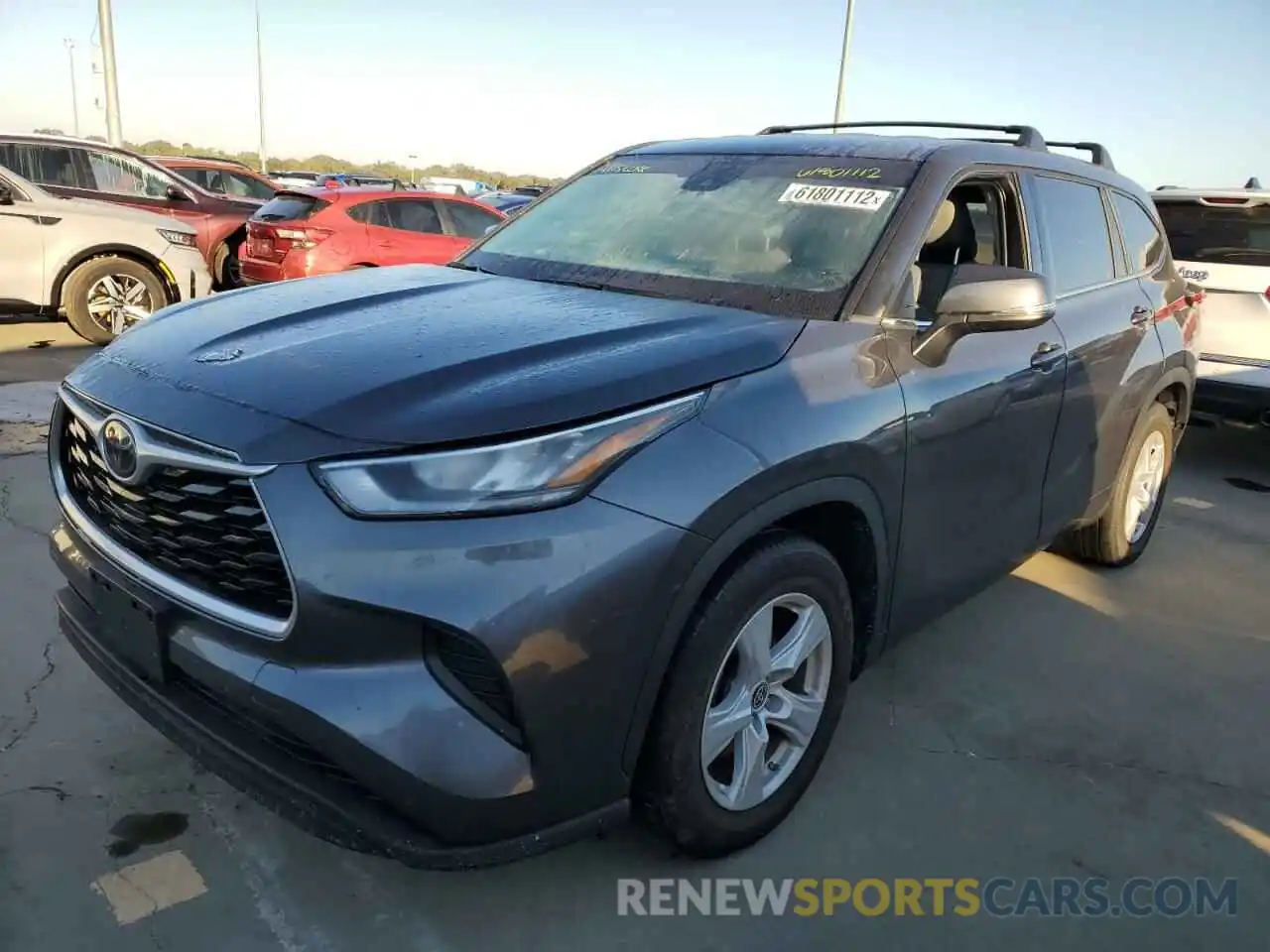 2 Photograph of a damaged car 5TDCZRAH9LS020941 TOYOTA HIGHLANDER 2020