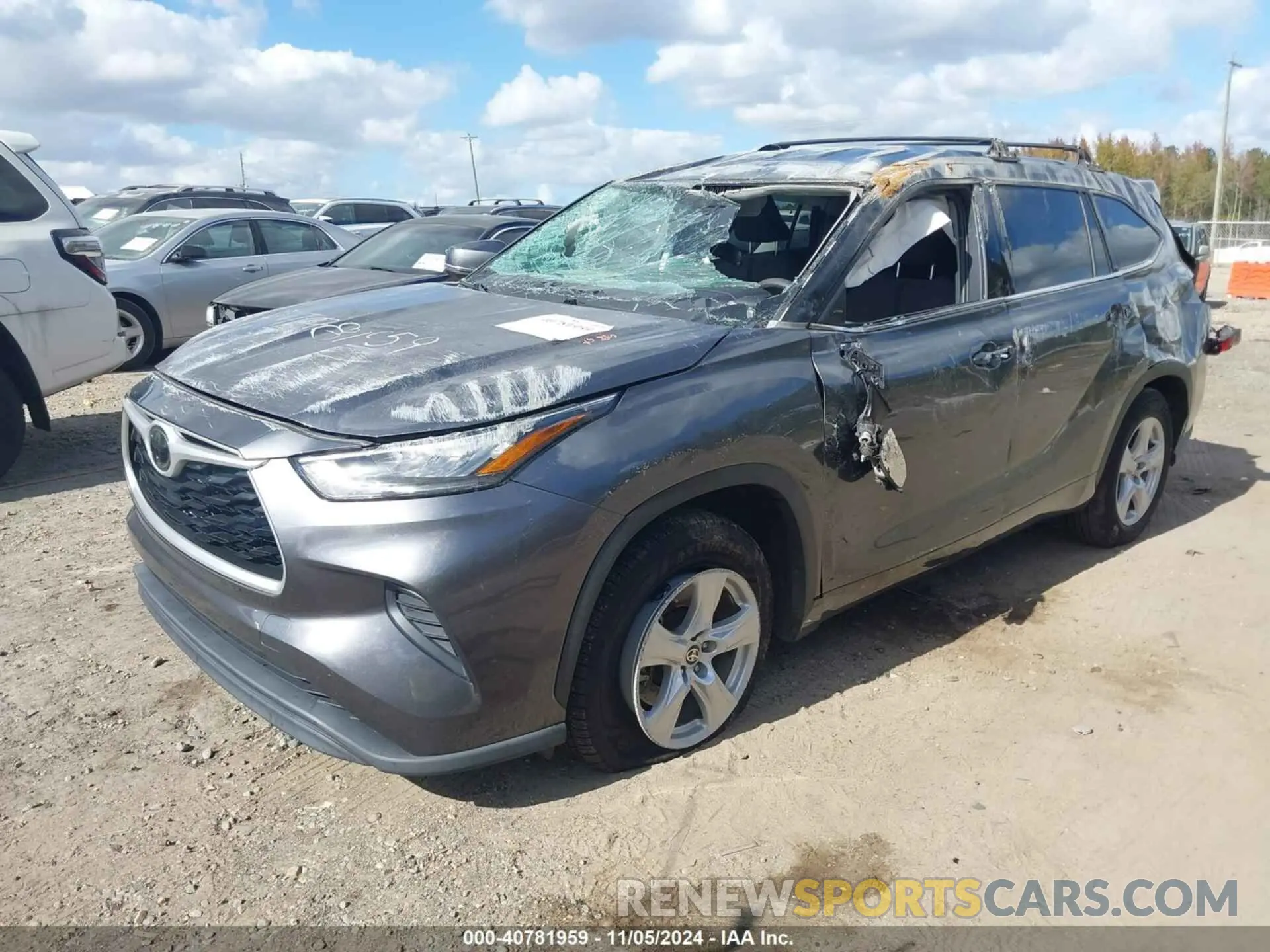 2 Photograph of a damaged car 5TDCZRAHXLS014209 TOYOTA HIGHLANDER 2020