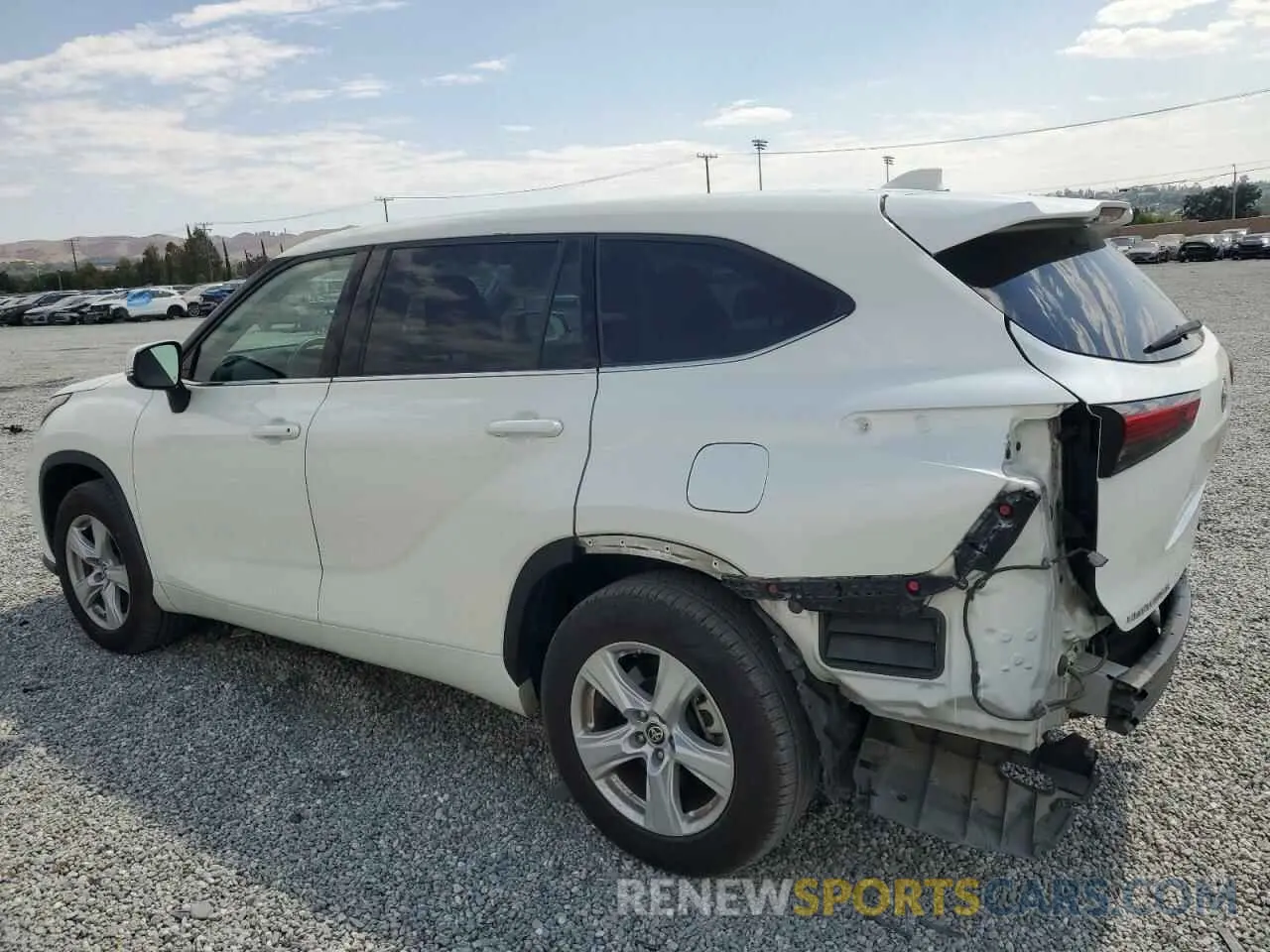 2 Photograph of a damaged car 5TDCZRAHXLS501555 TOYOTA HIGHLANDER 2020