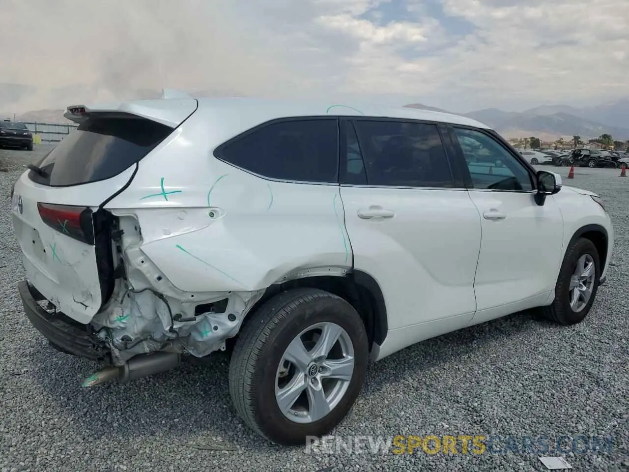 3 Photograph of a damaged car 5TDCZRAHXLS501555 TOYOTA HIGHLANDER 2020