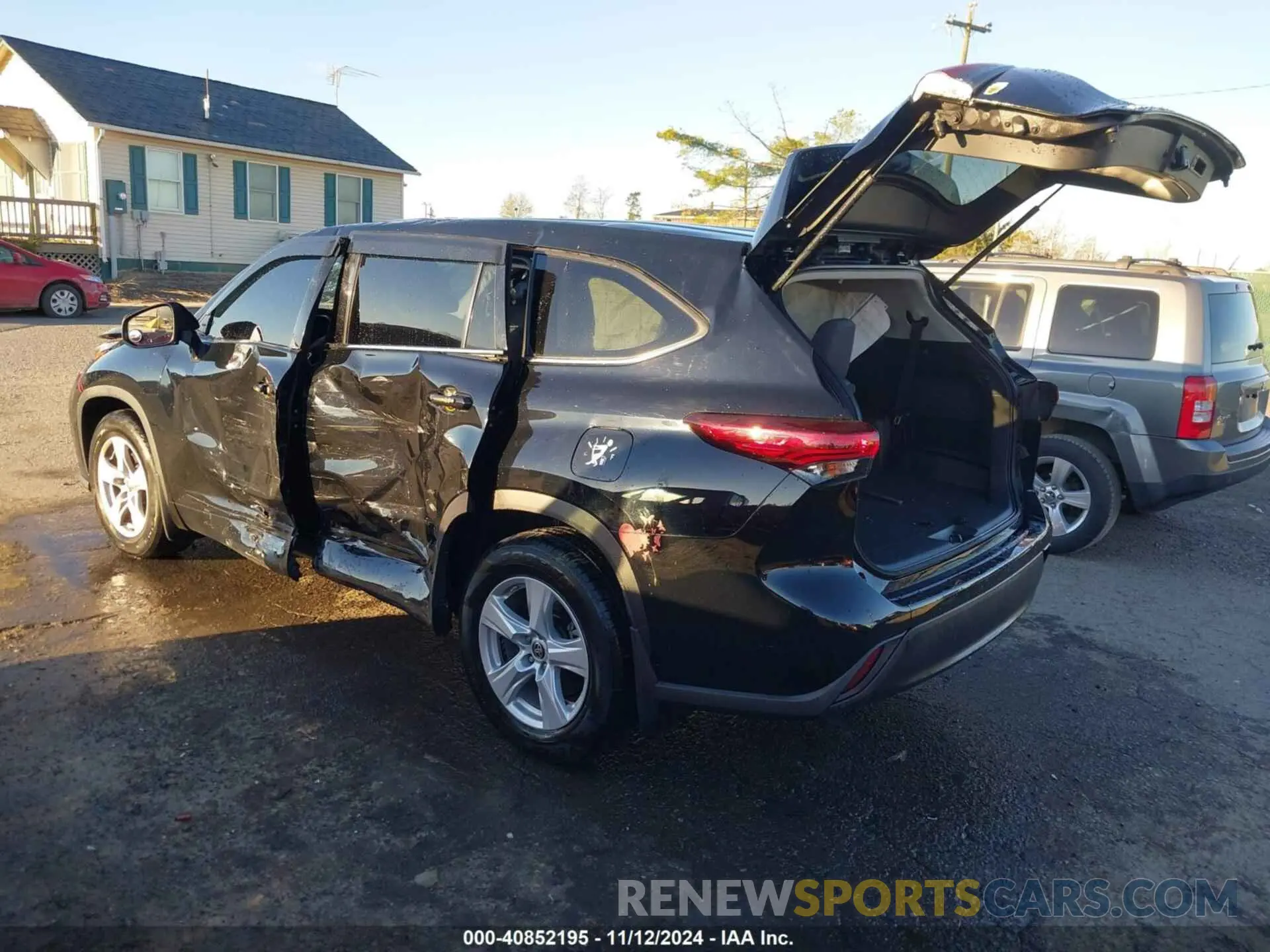 3 Photograph of a damaged car 5TDCZRBH5LS505009 TOYOTA HIGHLANDER 2020