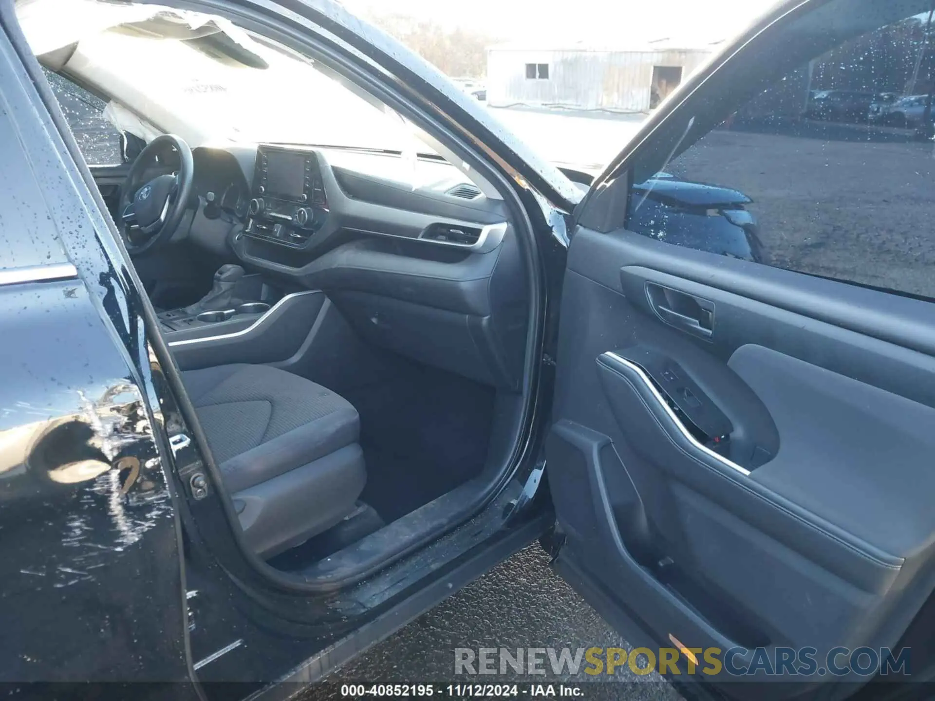 5 Photograph of a damaged car 5TDCZRBH5LS505009 TOYOTA HIGHLANDER 2020