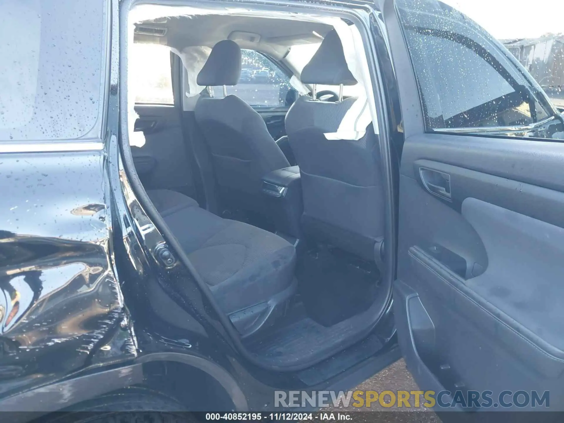 8 Photograph of a damaged car 5TDCZRBH5LS505009 TOYOTA HIGHLANDER 2020