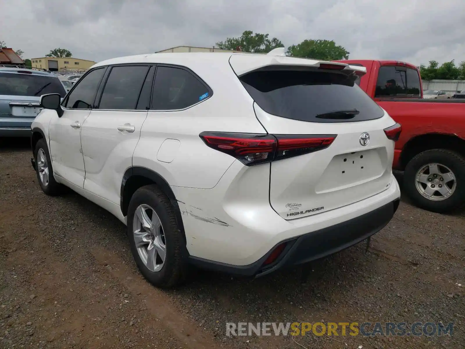 3 Photograph of a damaged car 5TDCZRBH6LS035282 TOYOTA HIGHLANDER 2020