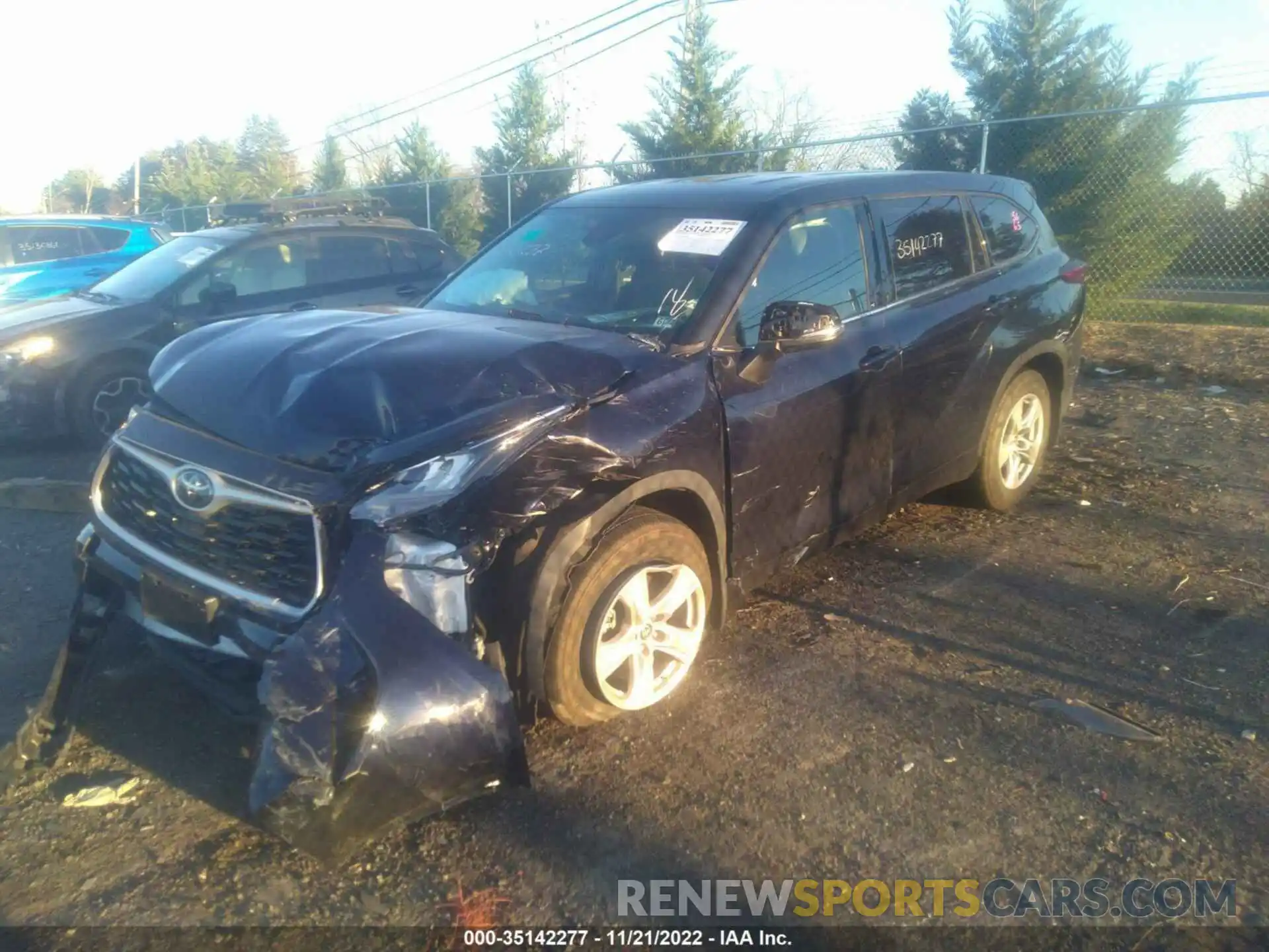 2 Photograph of a damaged car 5TDCZRBH7LS029538 TOYOTA HIGHLANDER 2020