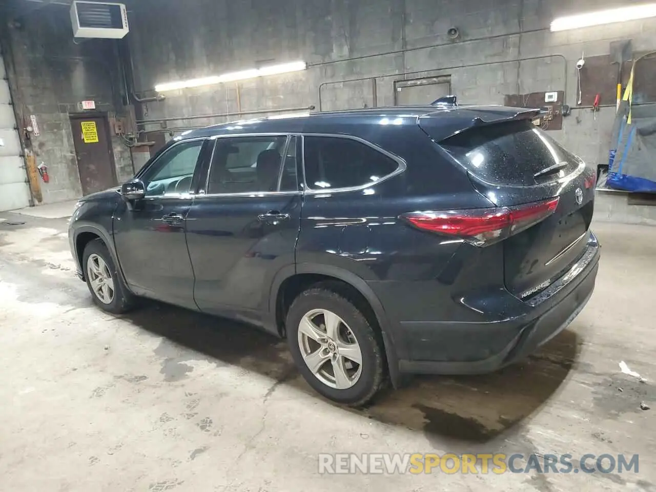 2 Photograph of a damaged car 5TDCZRBH8LS514044 TOYOTA HIGHLANDER 2020