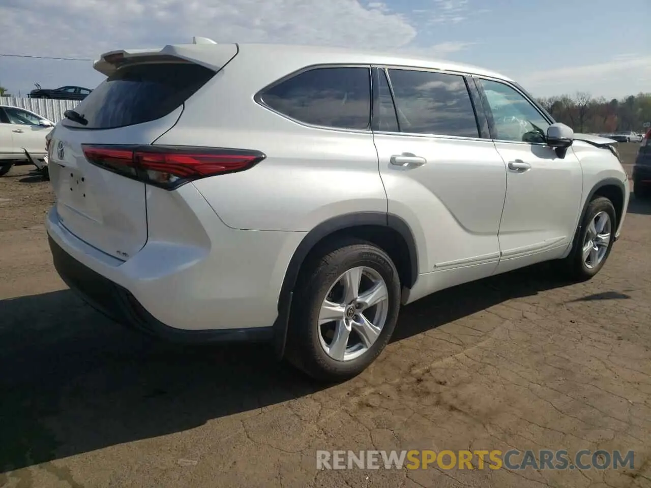 3 Photograph of a damaged car 5TDCZRBH9LS504672 TOYOTA HIGHLANDER 2020