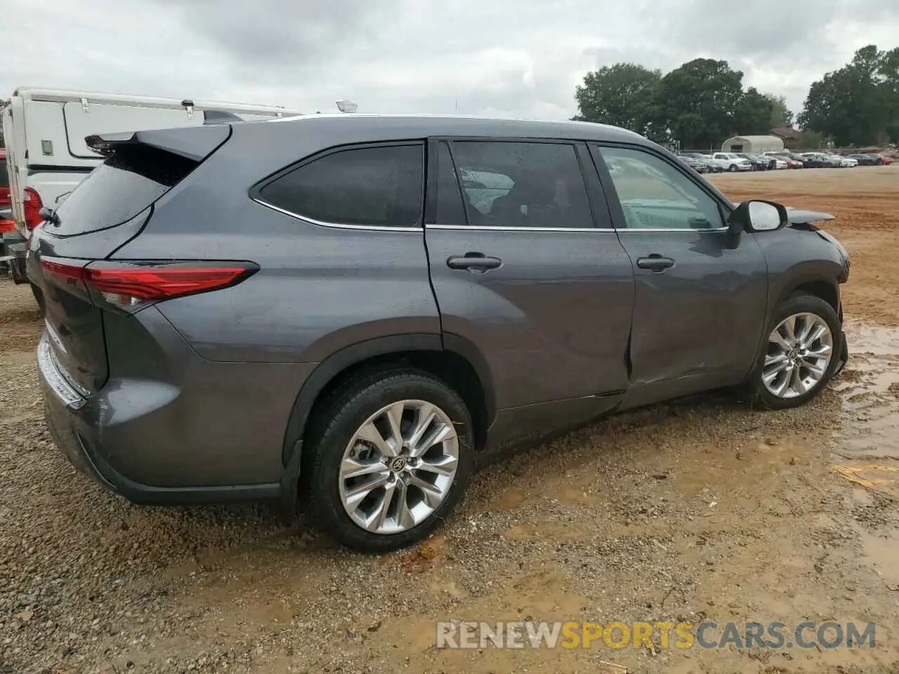 3 Photograph of a damaged car 5TDDZRBH0LS005473 TOYOTA HIGHLANDER 2020
