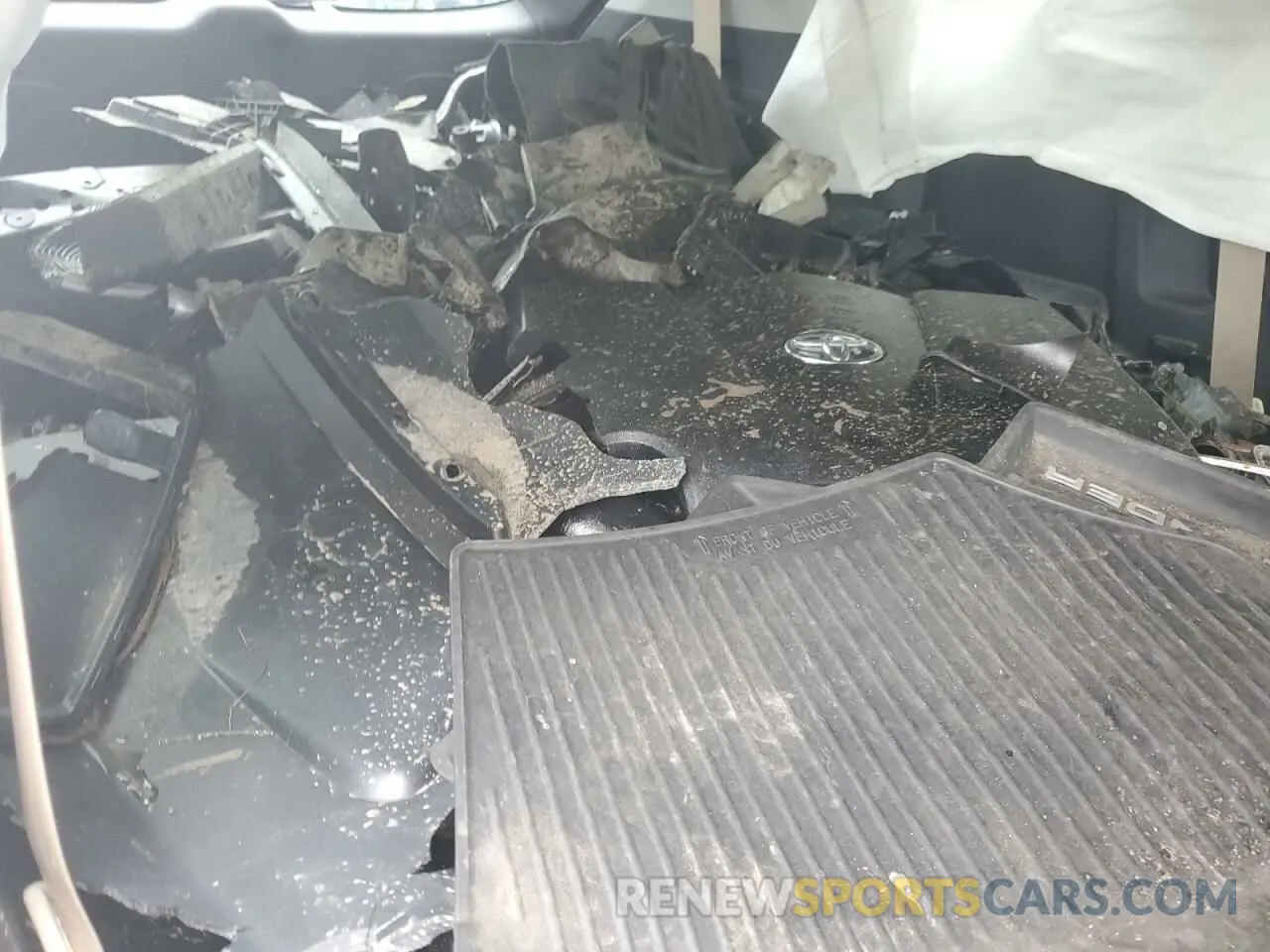 13 Photograph of a damaged car 5TDDZRBH0LS024606 TOYOTA HIGHLANDER 2020