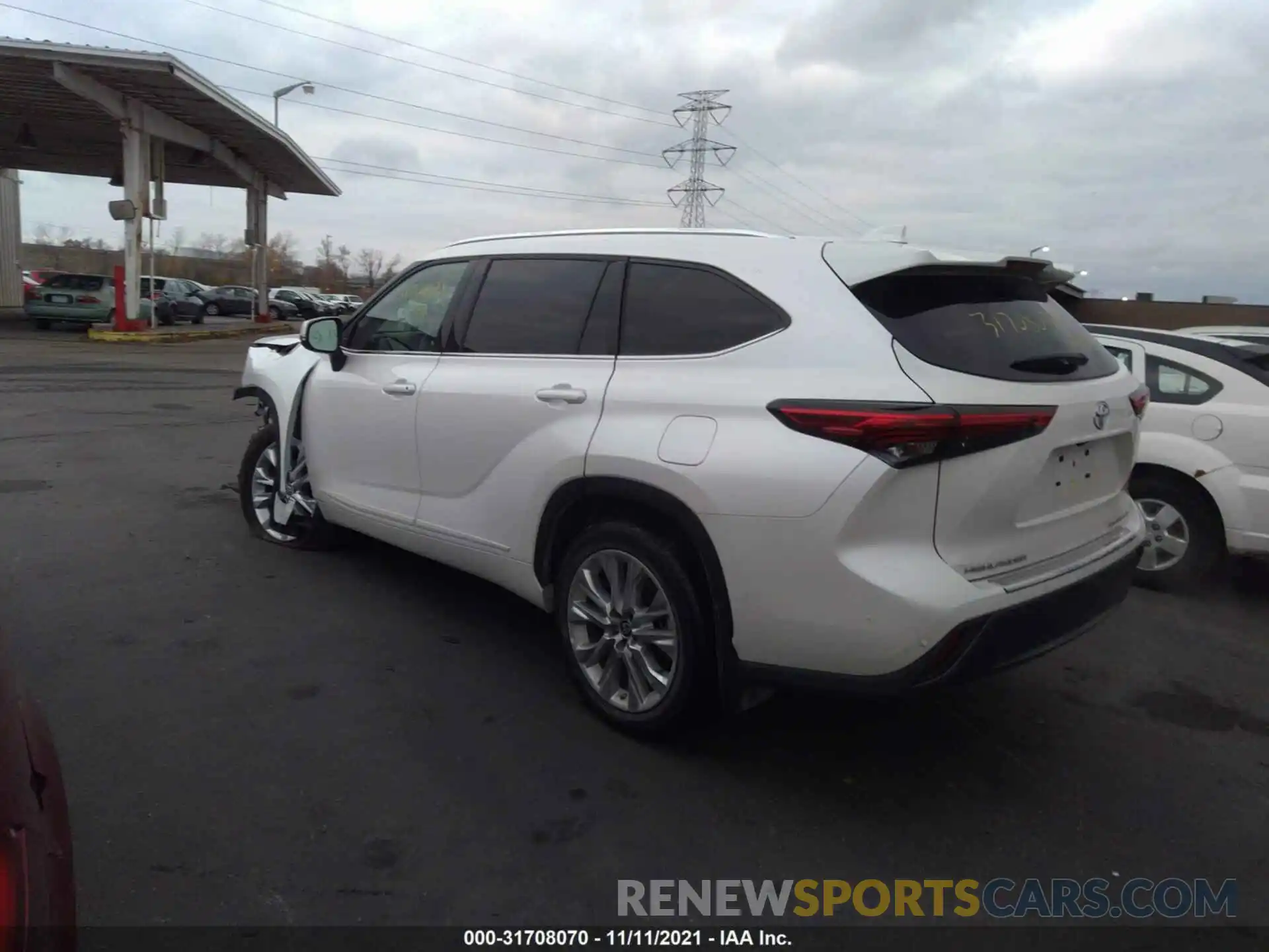 3 Photograph of a damaged car 5TDDZRBH3LS051525 TOYOTA HIGHLANDER 2020