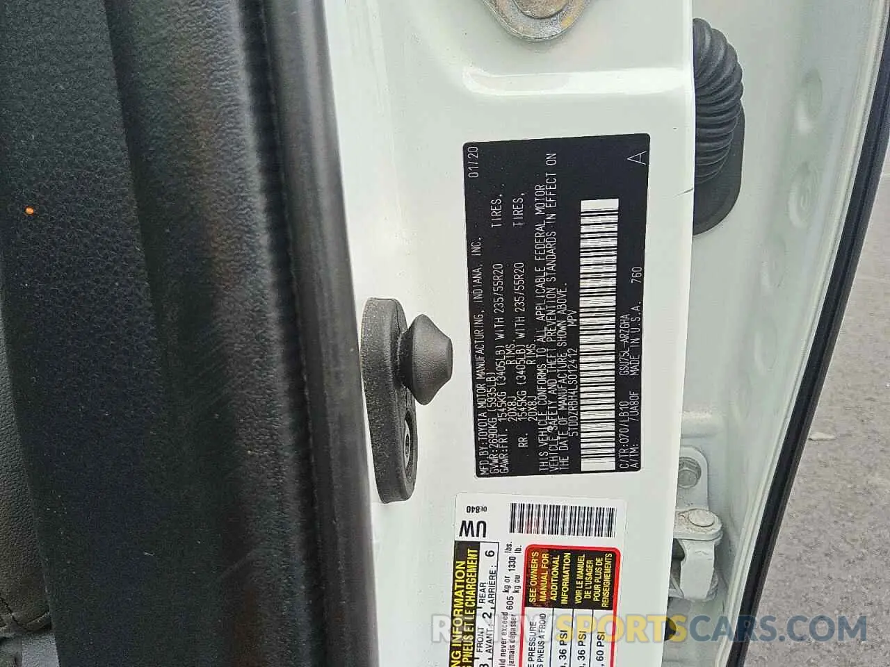 13 Photograph of a damaged car 5TDDZRBH4LS012412 TOYOTA HIGHLANDER 2020