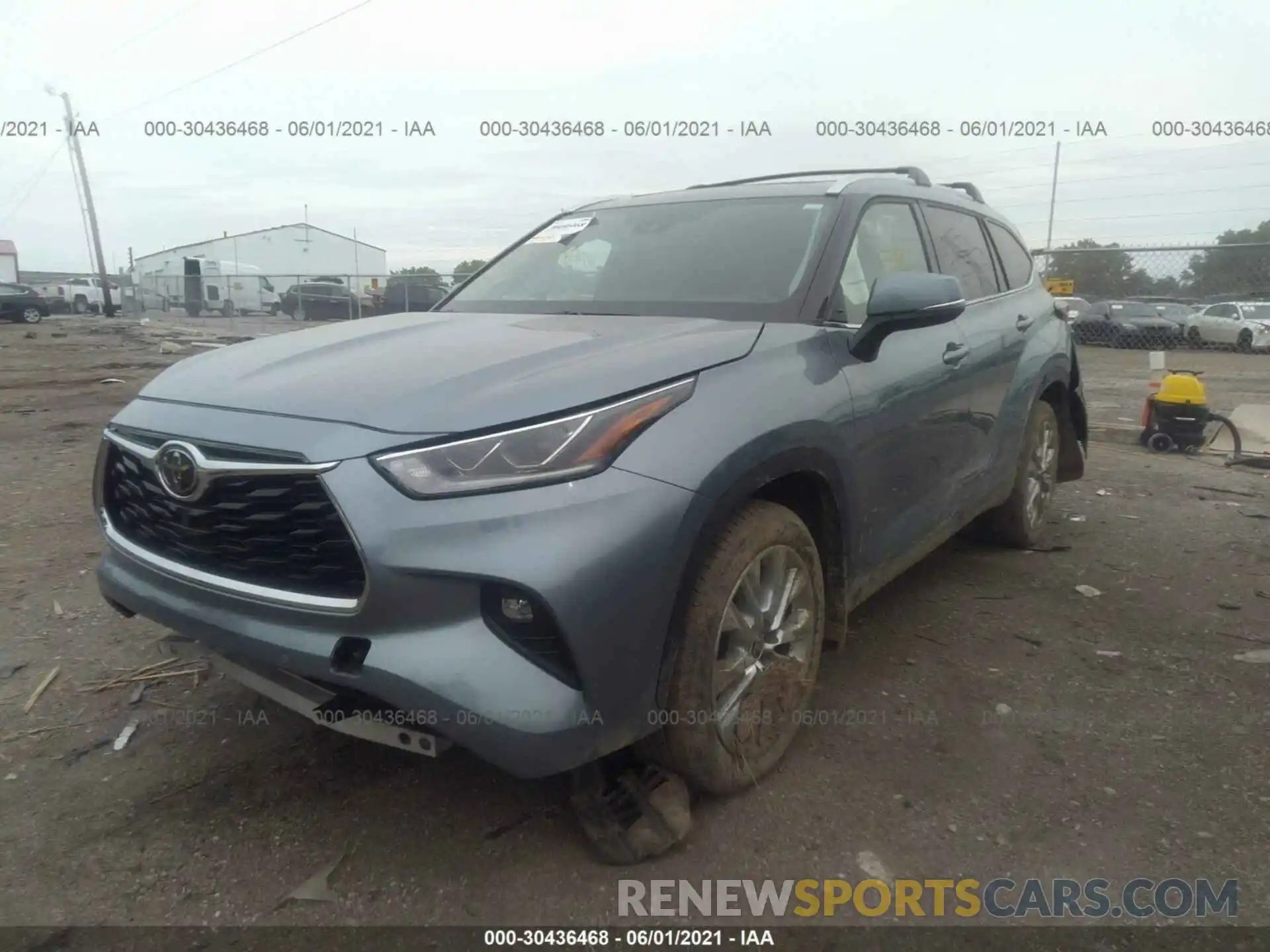 6 Photograph of a damaged car 5TDDZRBH4LS026620 TOYOTA HIGHLANDER 2020