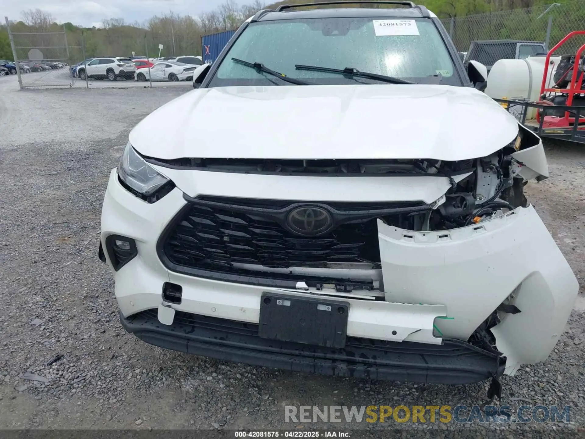 12 Photograph of a damaged car 5TDDZRBH5LS046617 TOYOTA HIGHLANDER 2020