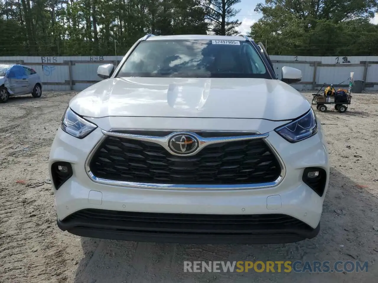 5 Photograph of a damaged car 5TDDZRBH5LS051090 TOYOTA HIGHLANDER 2020