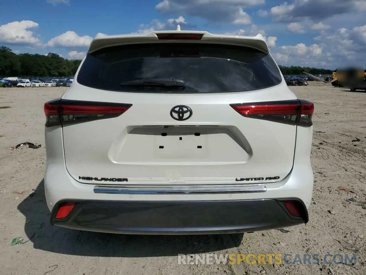 6 Photograph of a damaged car 5TDDZRBH5LS051090 TOYOTA HIGHLANDER 2020