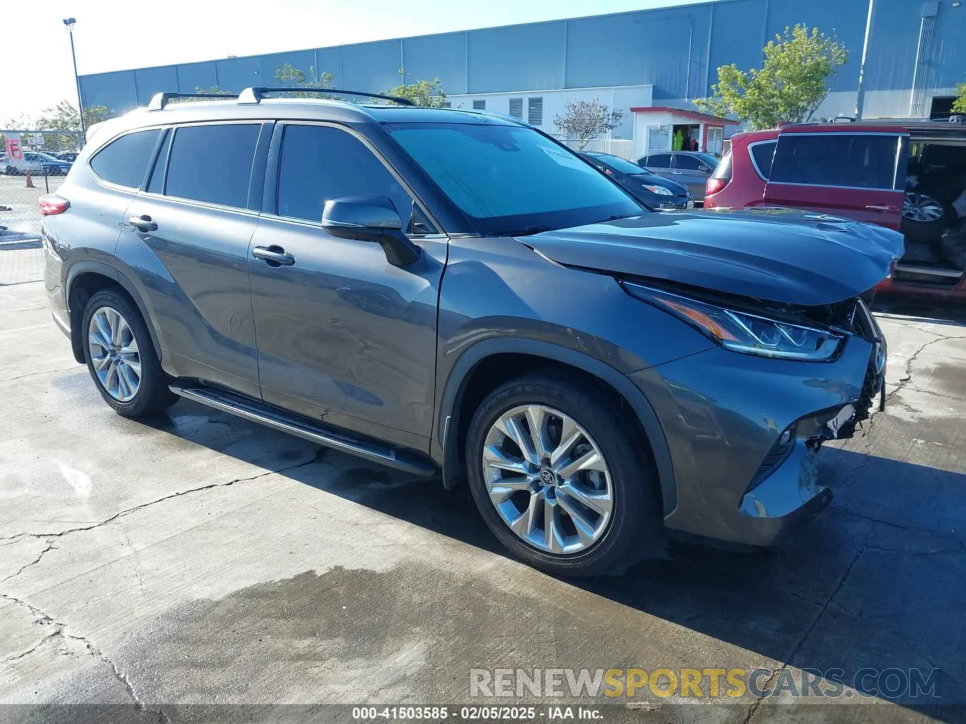 1 Photograph of a damaged car 5TDDZRBH6LS004148 TOYOTA HIGHLANDER 2020