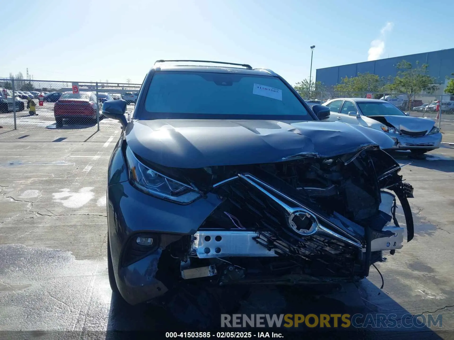 12 Photograph of a damaged car 5TDDZRBH6LS004148 TOYOTA HIGHLANDER 2020