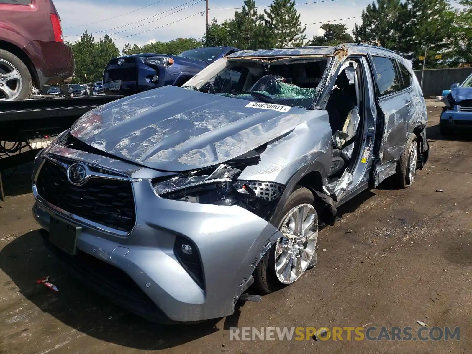 2 Photograph of a damaged car 5TDDZRBH6LS005848 TOYOTA HIGHLANDER 2020