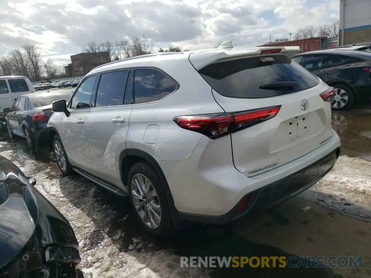 2 Photograph of a damaged car 5TDDZRBH6LS014016 TOYOTA HIGHLANDER 2020