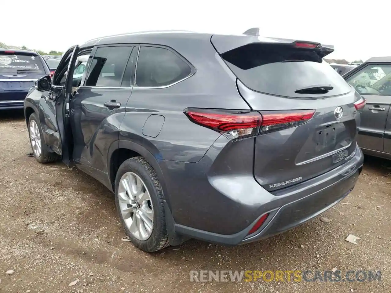 3 Photograph of a damaged car 5TDDZRBH7LS011349 TOYOTA HIGHLANDER 2020