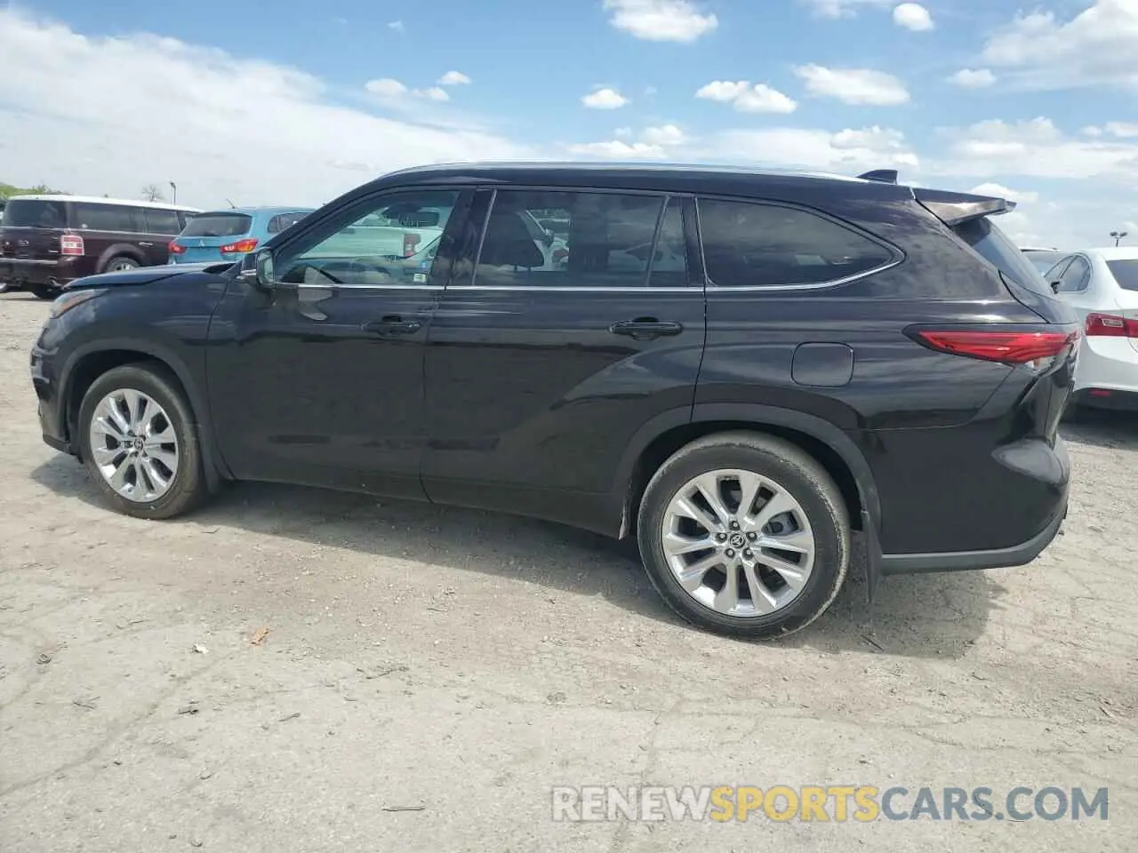 2 Photograph of a damaged car 5TDDZRBH8LS004782 TOYOTA HIGHLANDER 2020