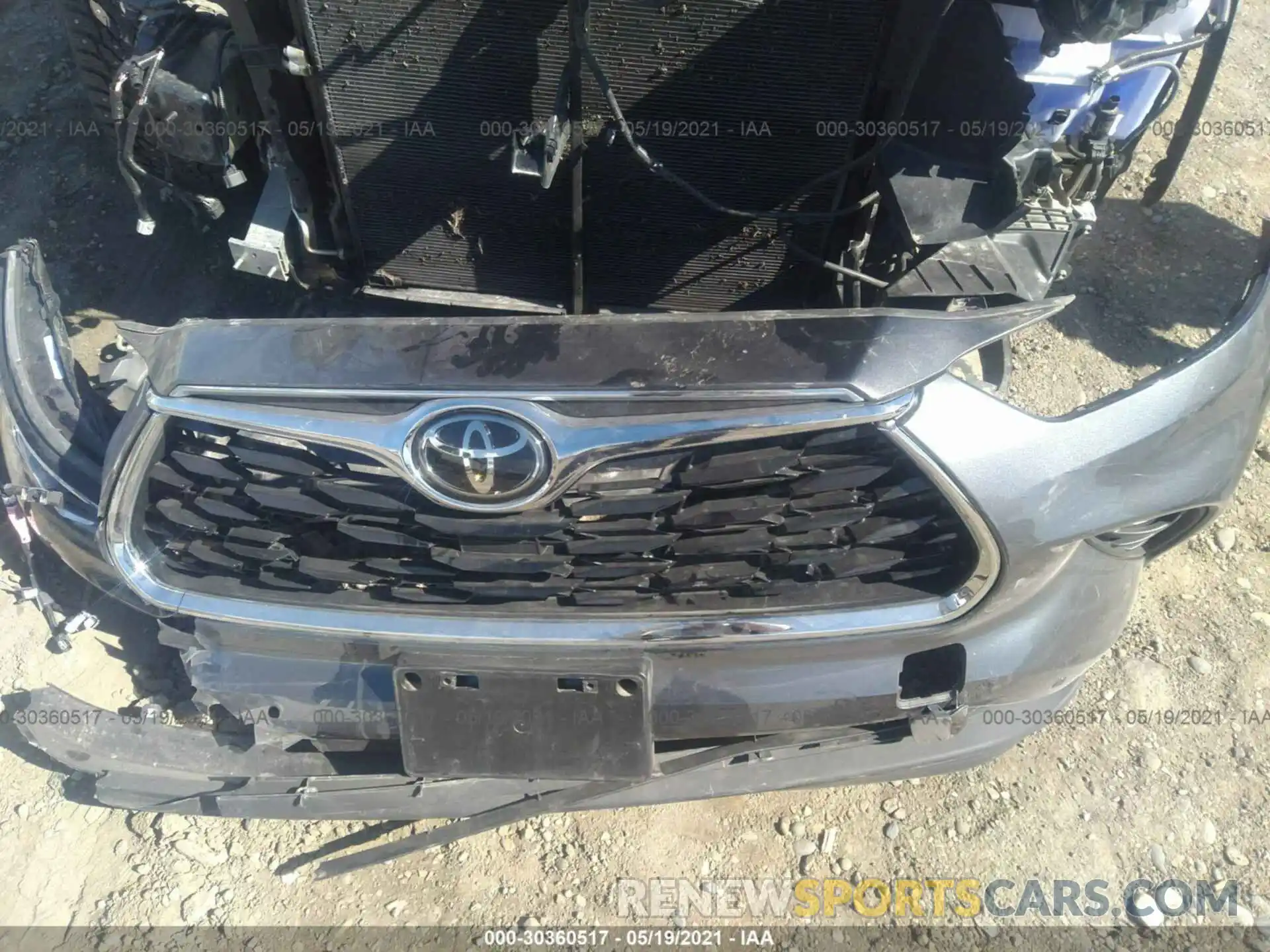 12 Photograph of a damaged car 5TDDZRBHXLS010325 TOYOTA HIGHLANDER 2020