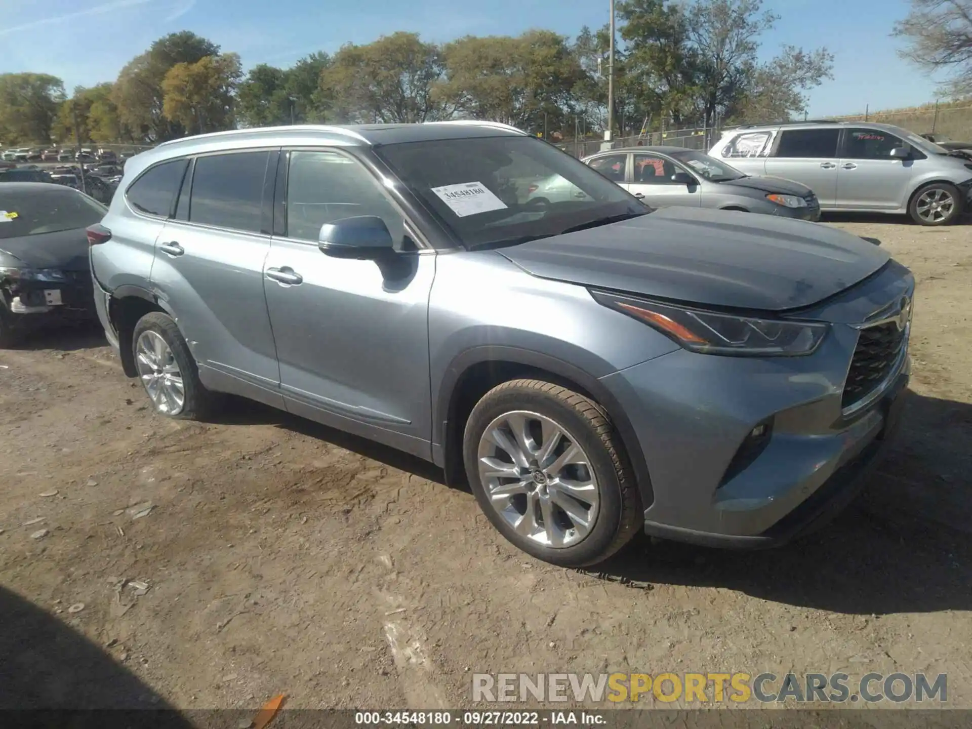 1 Photograph of a damaged car 5TDDZRBHXLS030204 TOYOTA HIGHLANDER 2020