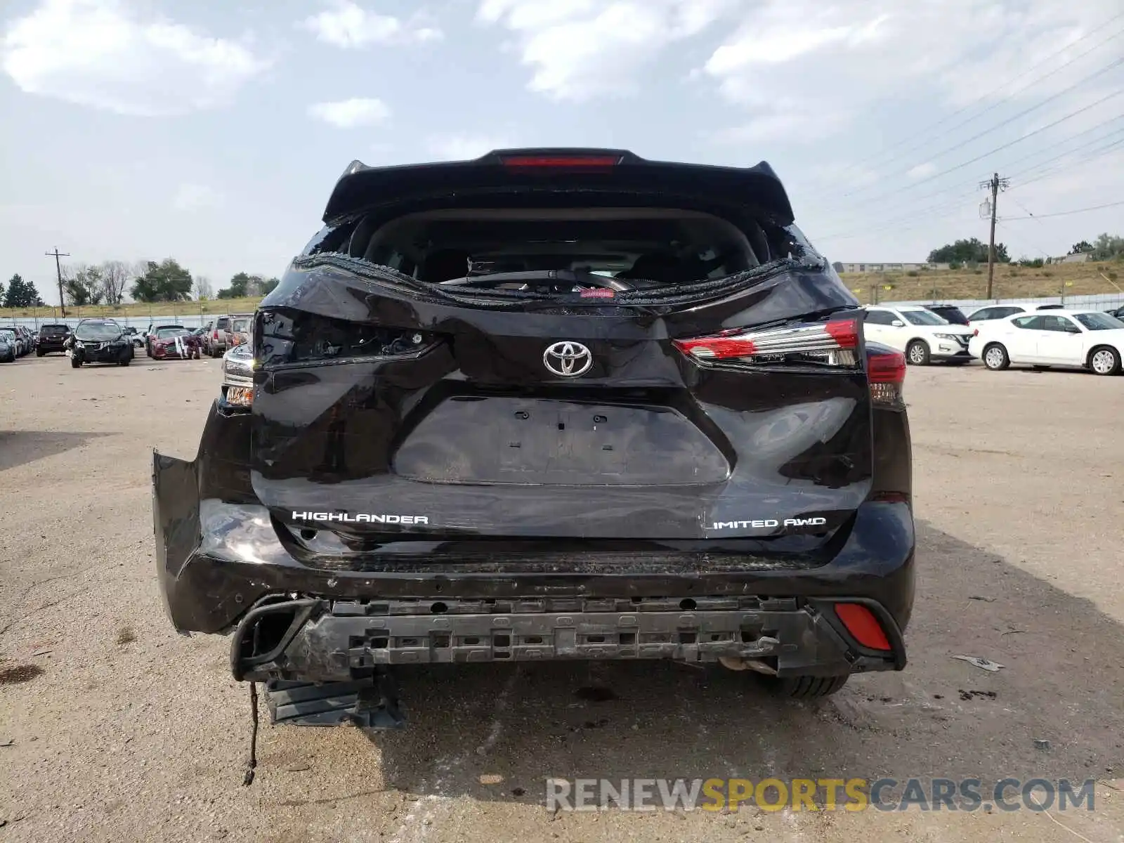 9 Photograph of a damaged car 5TDDZRBHXLS037377 TOYOTA HIGHLANDER 2020