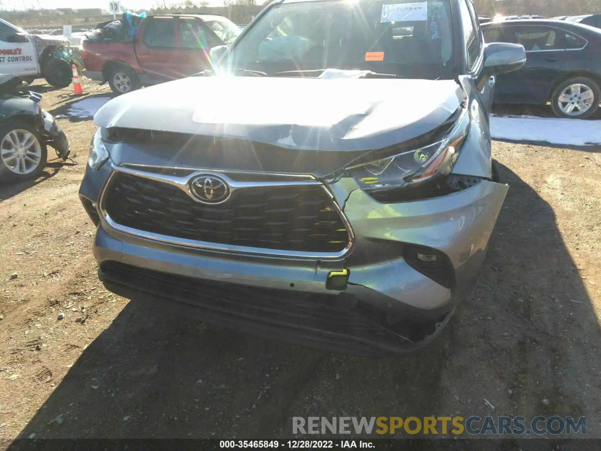 6 Photograph of a damaged car 5TDDZRBHXLS047374 TOYOTA HIGHLANDER 2020