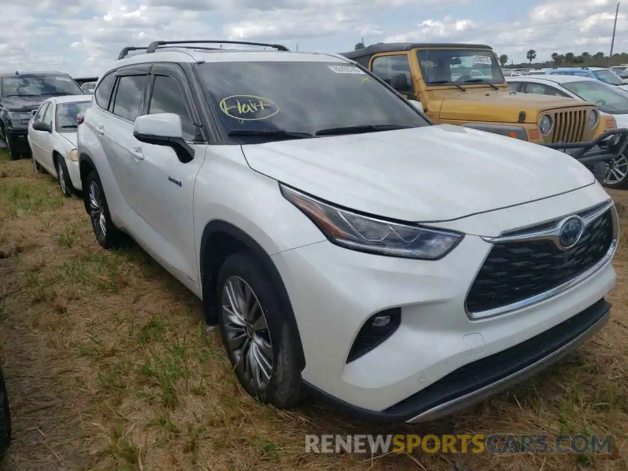 1 Photograph of a damaged car 5TDEBRCH0LS004198 TOYOTA HIGHLANDER 2020