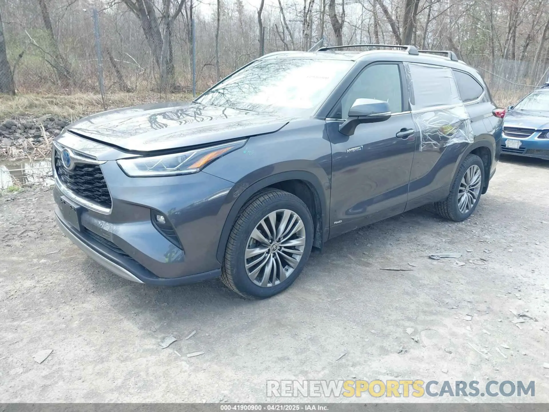 2 Photograph of a damaged car 5TDEBRCH1LS014092 TOYOTA HIGHLANDER 2020