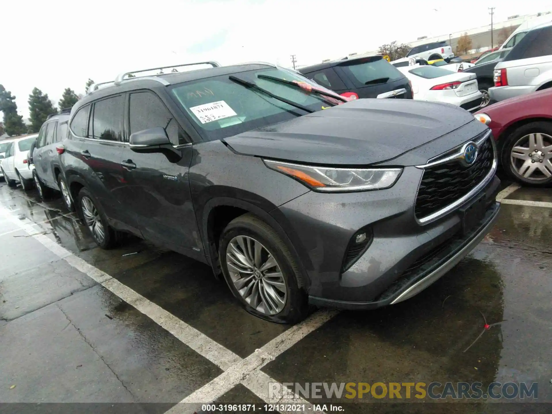 1 Photograph of a damaged car 5TDEBRCH7LS011357 TOYOTA HIGHLANDER 2020