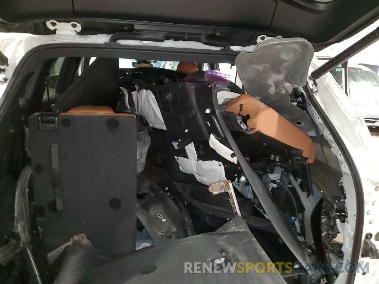 13 Photograph of a damaged car 5TDEBRCH8LS000920 TOYOTA HIGHLANDER 2020