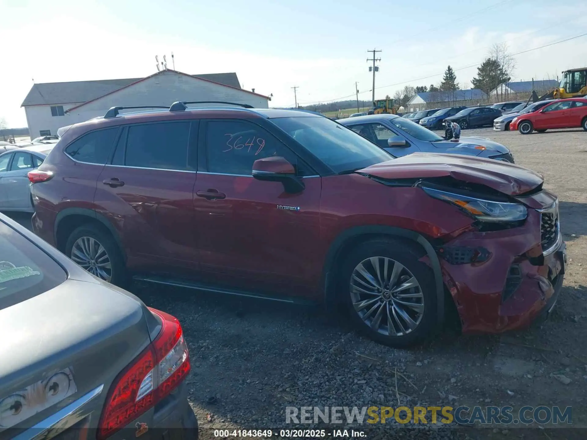 12 Photograph of a damaged car 5TDEBRCH8LS005843 TOYOTA HIGHLANDER 2020