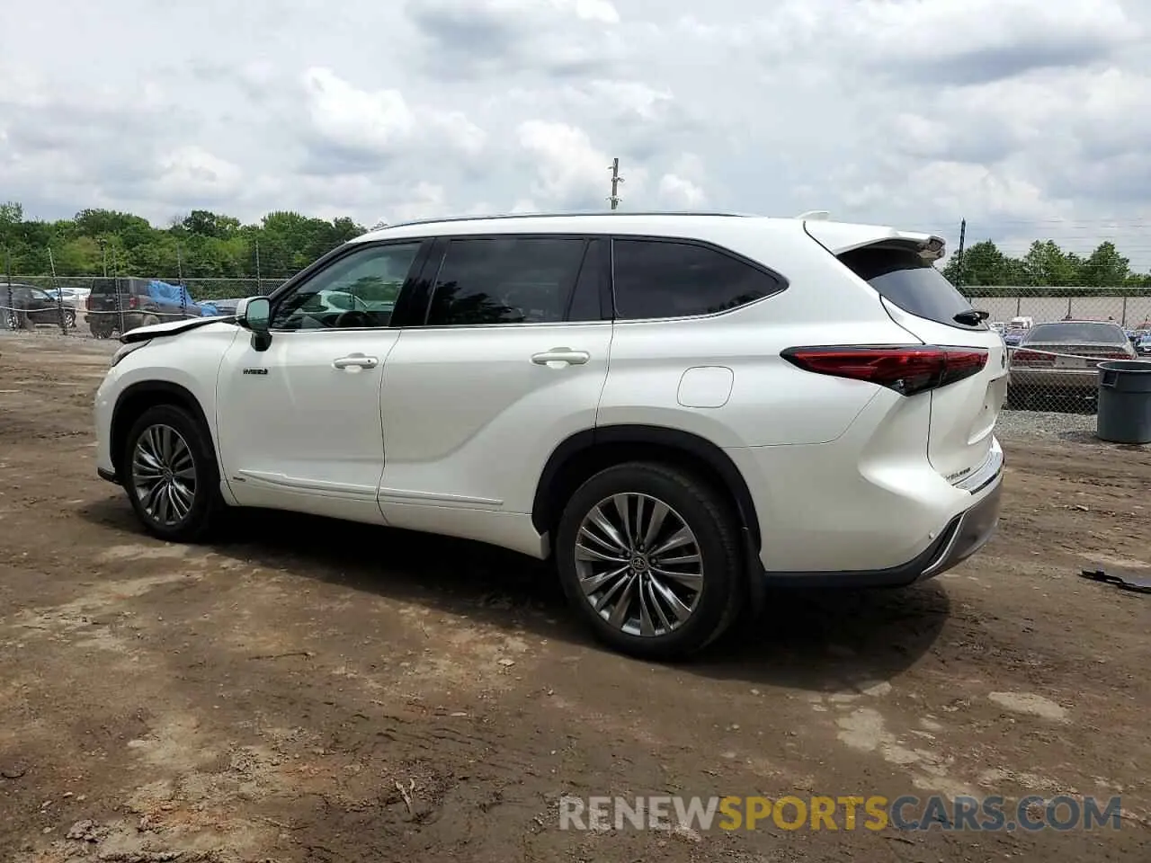 2 Photograph of a damaged car 5TDEBRCHXLS001177 TOYOTA HIGHLANDER 2020